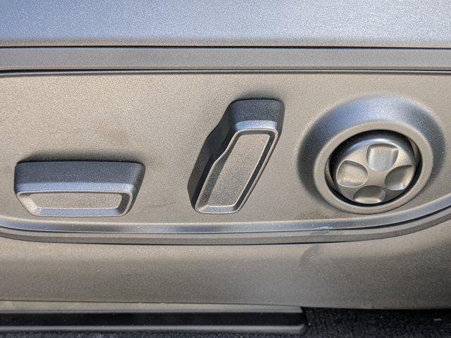 new 2025 Jeep Grand Cherokee car, priced at $38,620