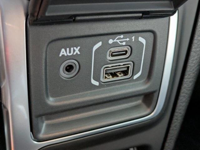 new 2026 Jeep Gladiator car, priced at $45,505