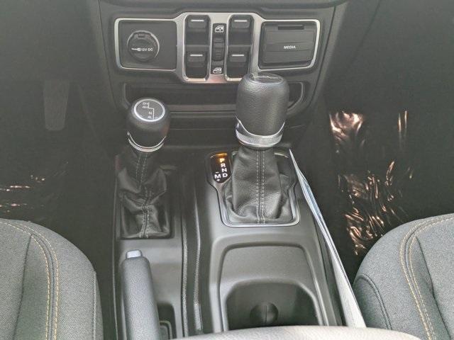 new 2026 Jeep Gladiator car, priced at $45,505