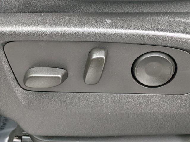 used 2023 GMC Yukon car, priced at $42,892