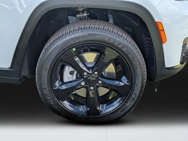 new 2025 Jeep Grand Cherokee L car, priced at $38,030