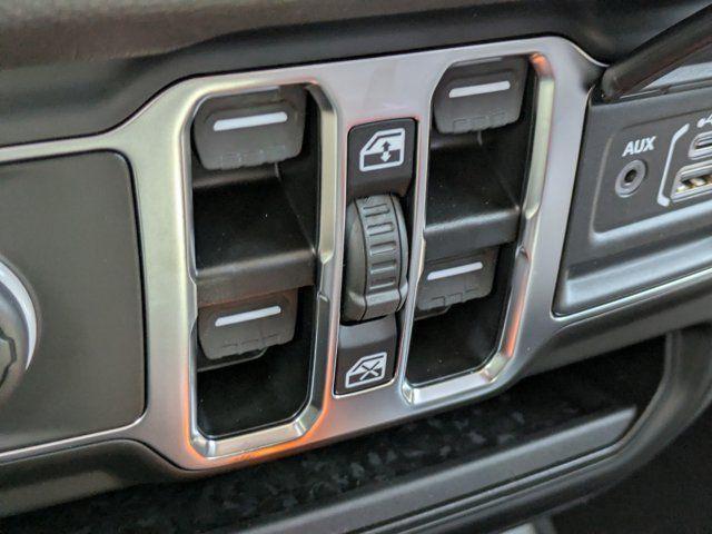 new 2025 Jeep Gladiator car, priced at $39,430