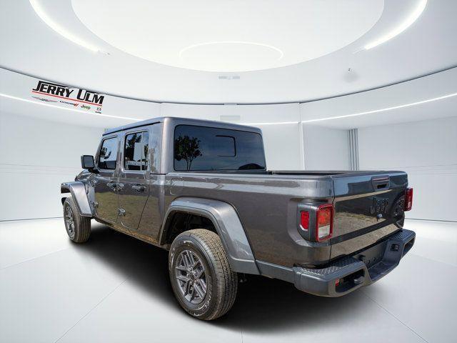 new 2025 Jeep Gladiator car, priced at $39,430
