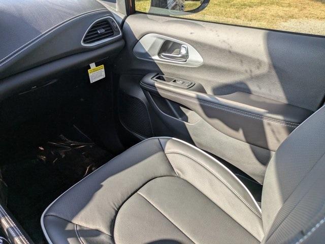 new 2026 Chrysler Pacifica car, priced at $51,020