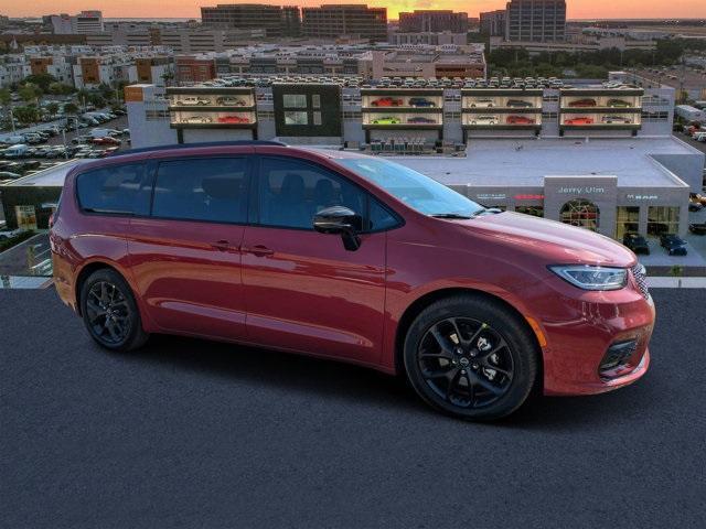 new 2026 Chrysler Pacifica car, priced at $51,020