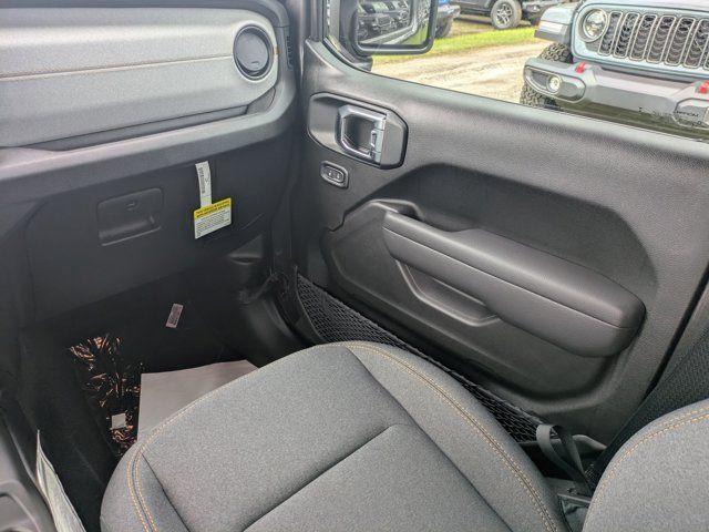 new 2025 Jeep Wrangler car, priced at $39,880