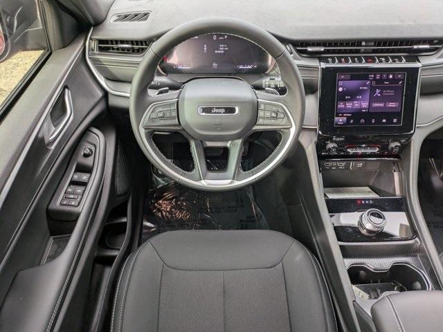 new 2025 Jeep Grand Cherokee L car, priced at $33,625