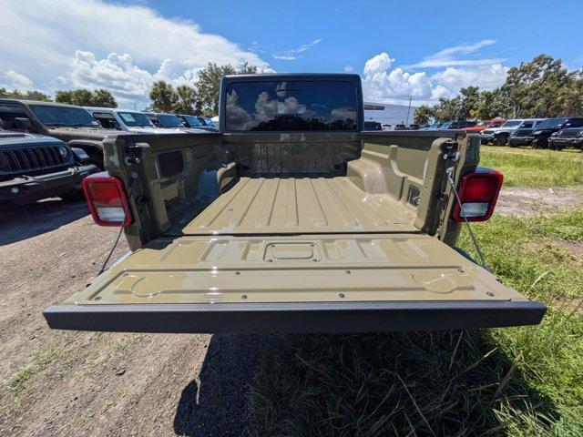 new 2025 Jeep Gladiator car, priced at $38,130