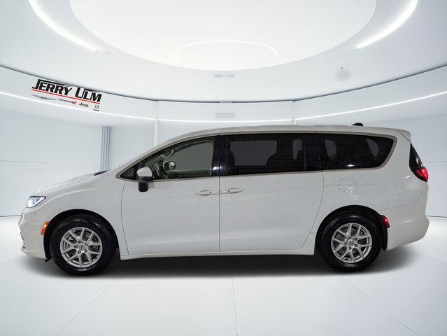 used 2023 Chrysler Pacifica car, priced at $24,077