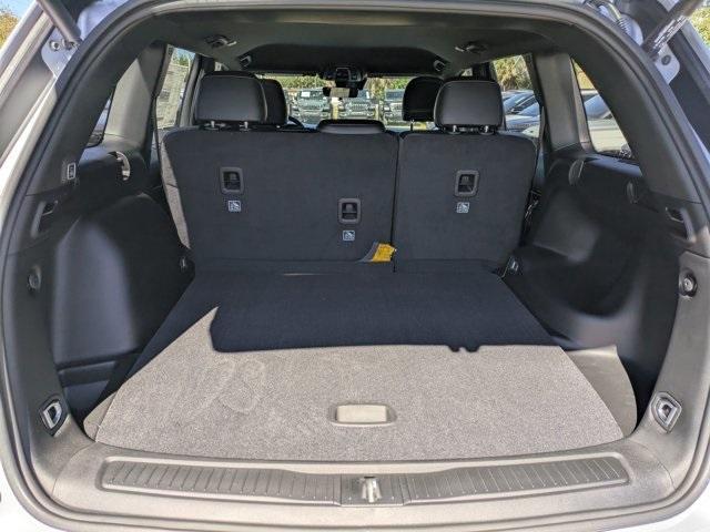 new 2025 Jeep Grand Cherokee car, priced at $38,620