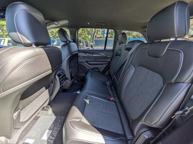 new 2025 Jeep Grand Cherokee car, priced at $36,880