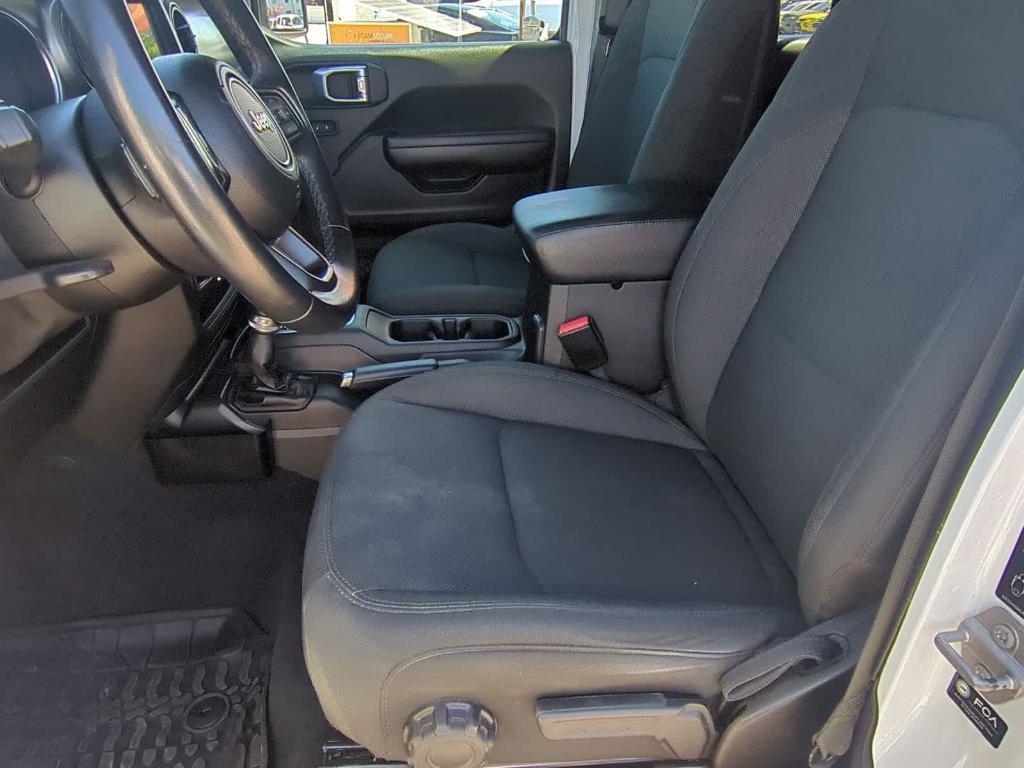 used 2021 Jeep Gladiator car, priced at $30,999