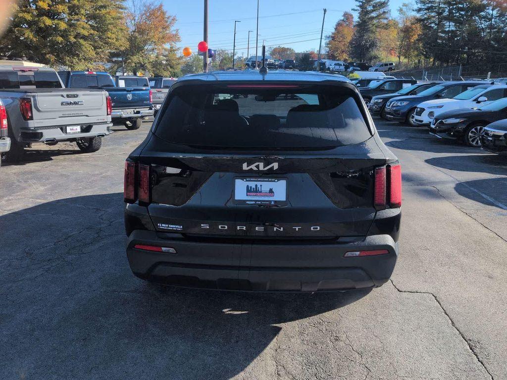used 2022 Kia Sorento car, priced at $13,999