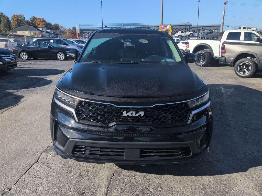 used 2022 Kia Sorento car, priced at $13,999