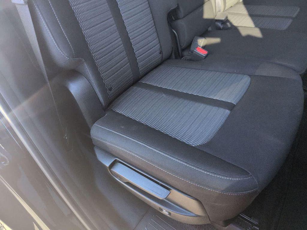 used 2022 Kia Sorento car, priced at $13,999