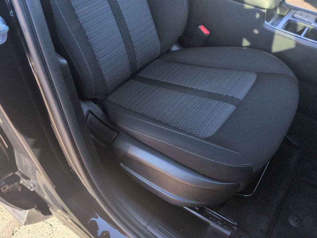 used 2022 Kia Sorento car, priced at $13,999