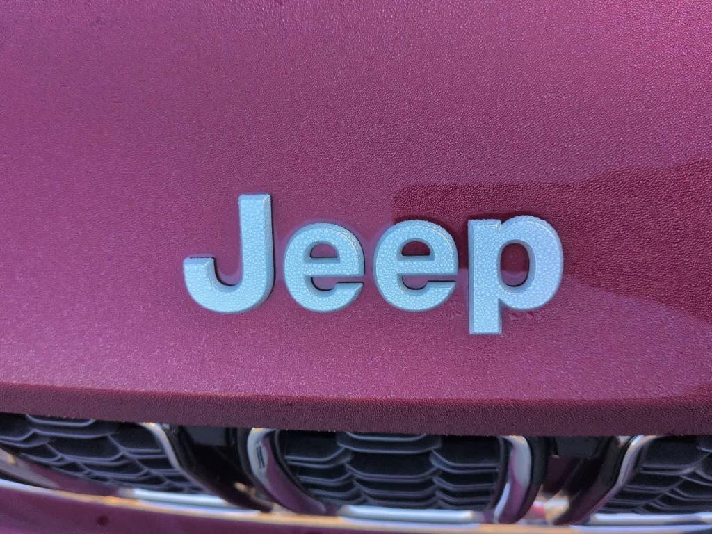 new 2025 Jeep Grand Cherokee L car, priced at $46,230