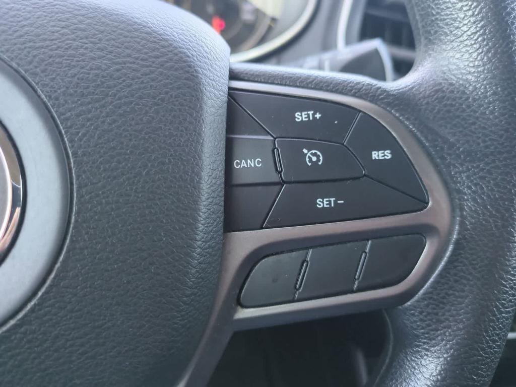 used 2020 Jeep Cherokee car, priced at $11,000