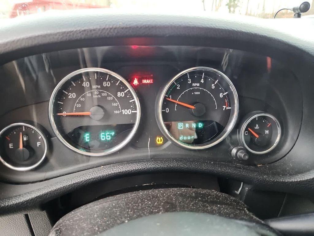 used 2015 Jeep Wrangler Unlimited car, priced at $15,500