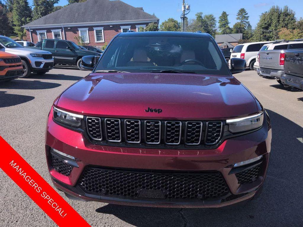 new 2025 Jeep Grand Cherokee car, priced at $53,330