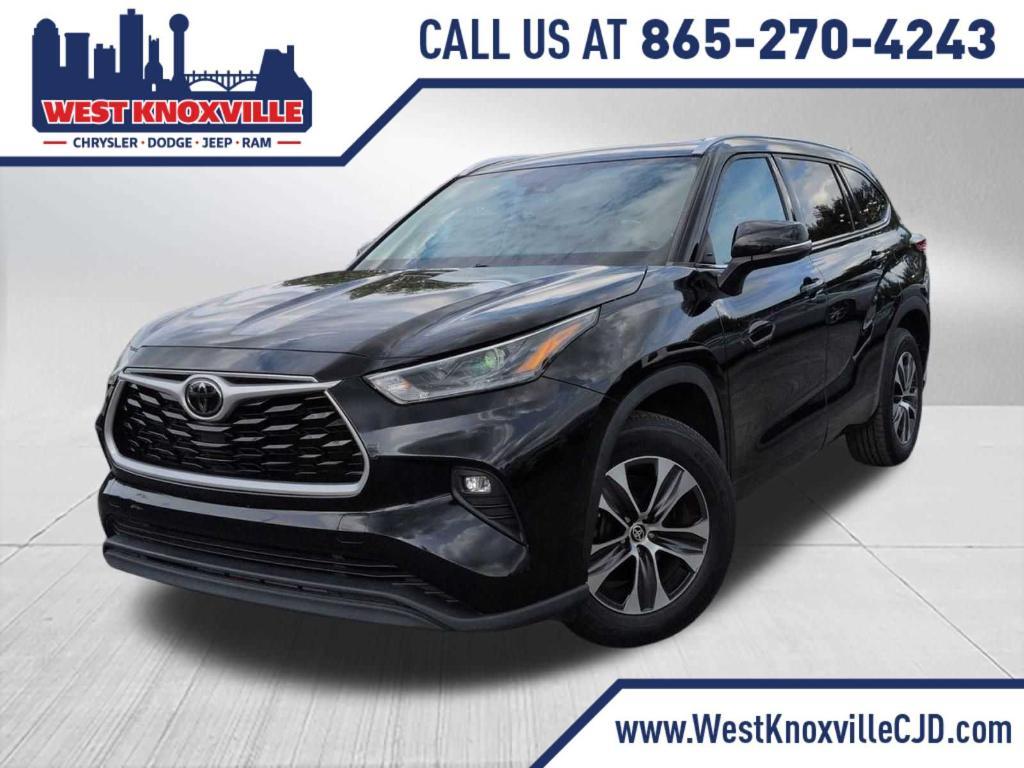used 2021 Toyota Highlander car, priced at $26,299