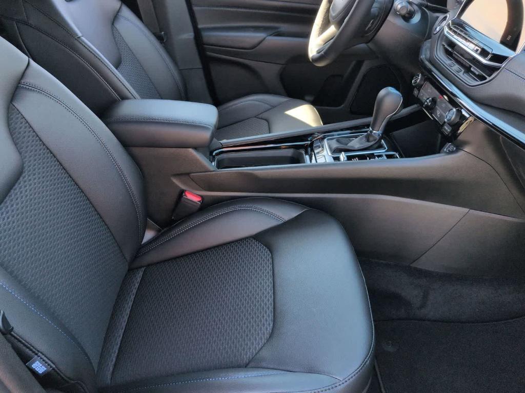 new 2026 Jeep Compass car, priced at $25,845