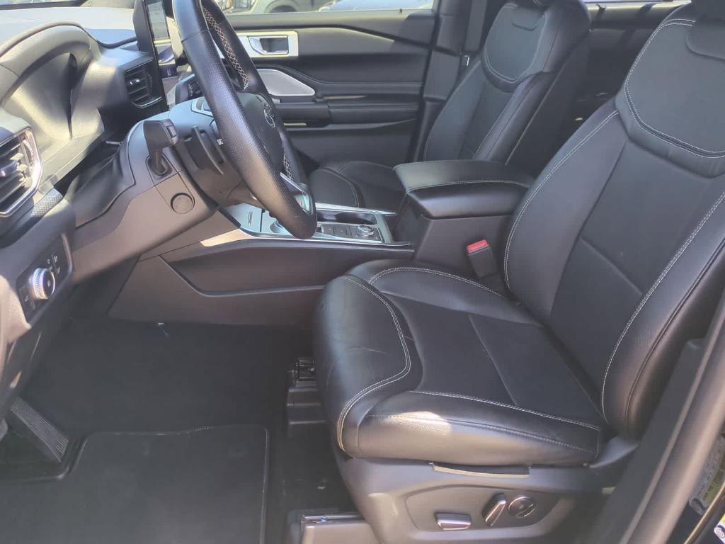 used 2020 Ford Explorer car, priced at $32,000