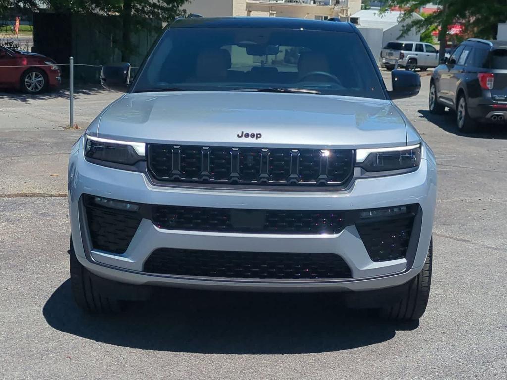new 2026 Jeep Grand Cherokee car, priced at $61,552