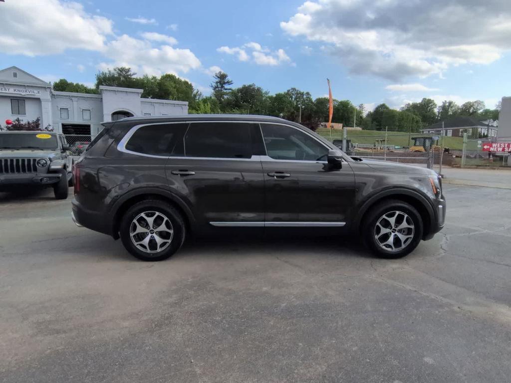 used 2022 Kia Telluride car, priced at $30,900