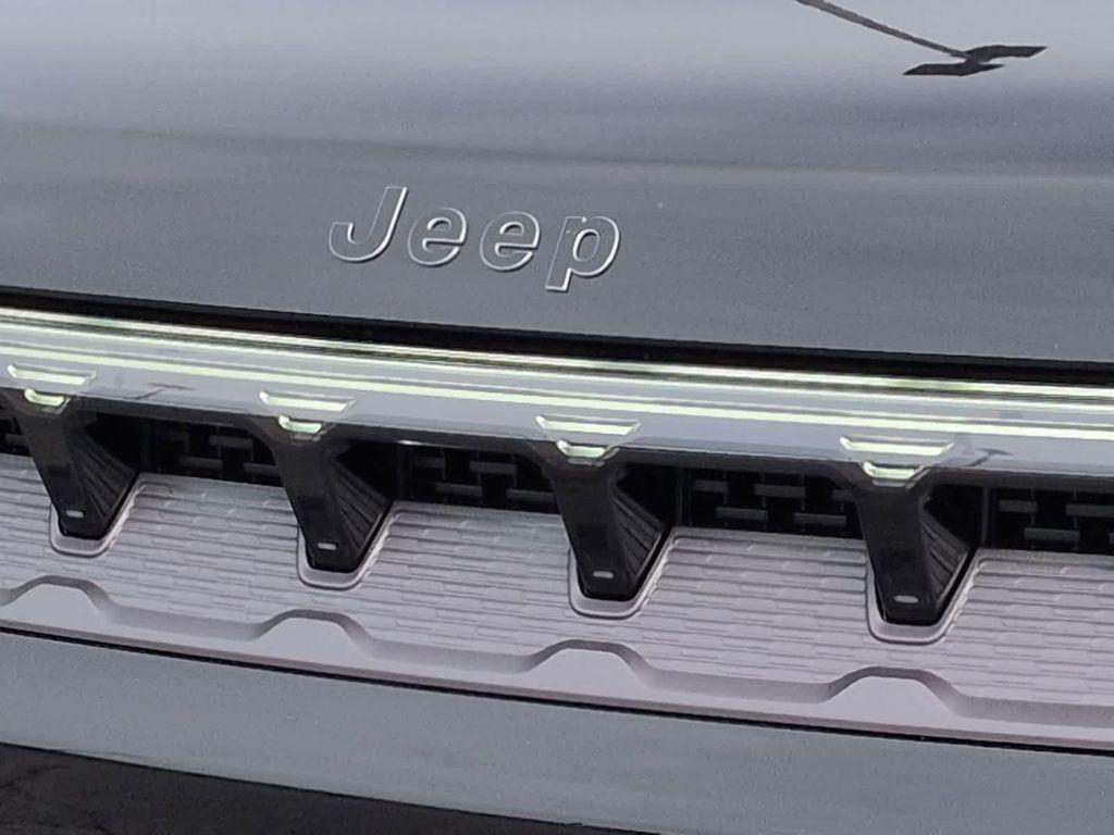 new 2026 Jeep Grand Wagoneer car, priced at $73,330