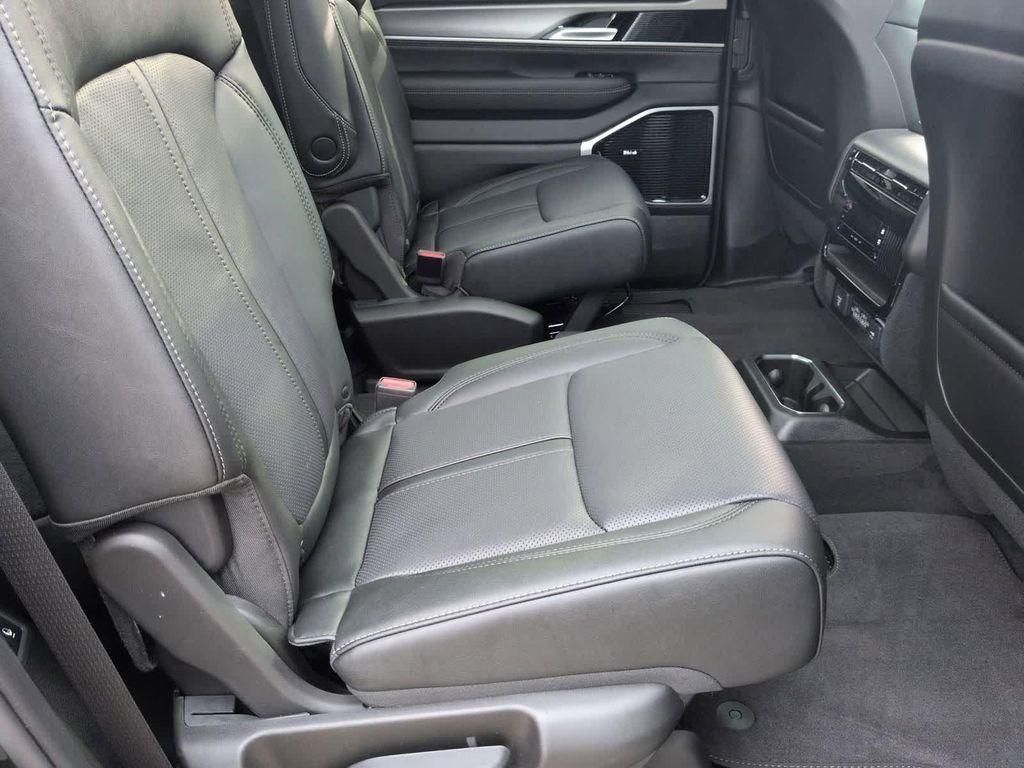 new 2026 Jeep Grand Wagoneer car, priced at $73,330