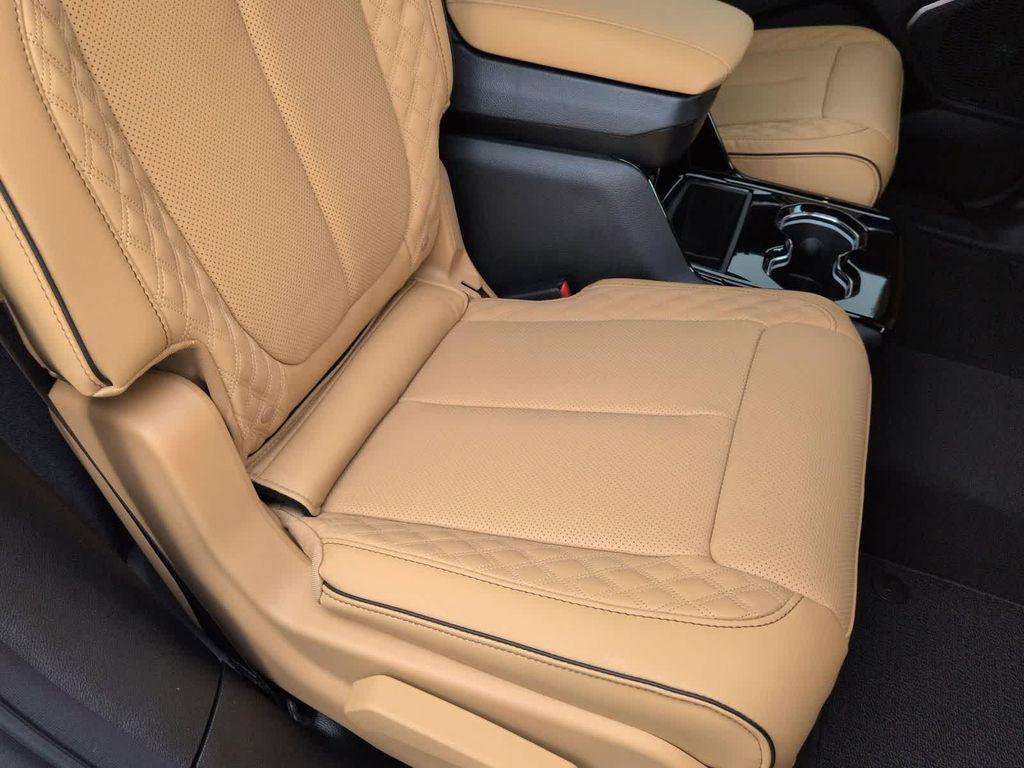 new 2025 Jeep Grand Cherokee L car, priced at $57,080