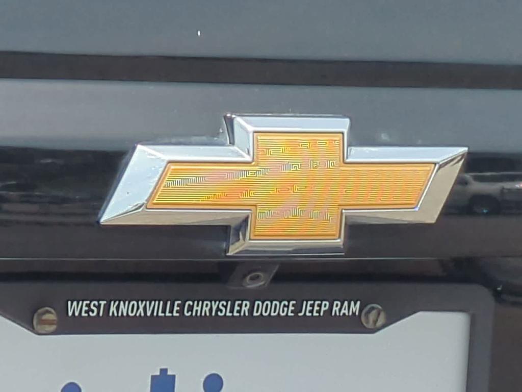 used 2020 Chevrolet Suburban car, priced at $27,500