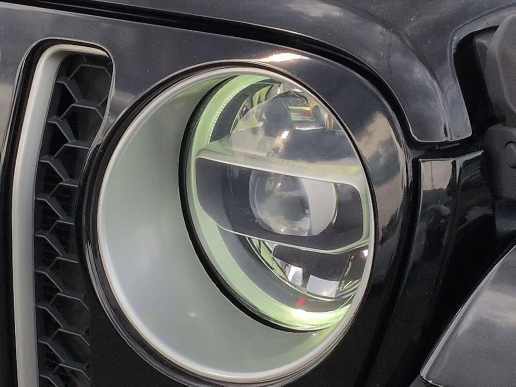 used 2020 Jeep Gladiator car, priced at $23,599