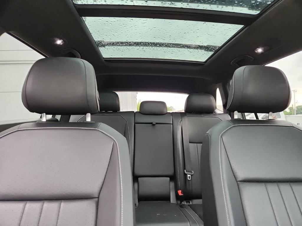 used 2023 Volkswagen Tiguan car, priced at $21,995