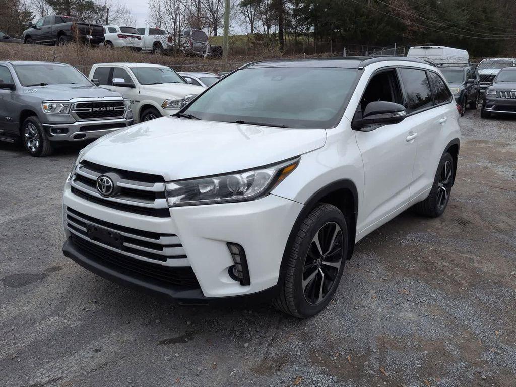 used 2019 Toyota Highlander car, priced at $22,999