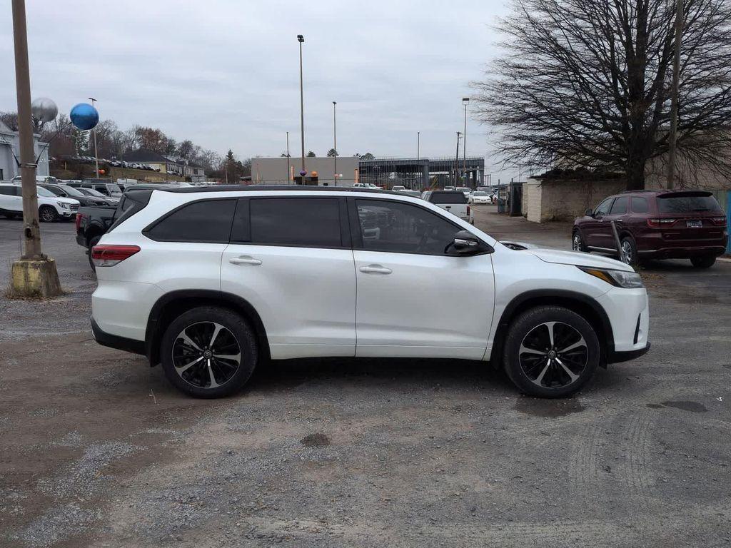 used 2019 Toyota Highlander car, priced at $22,999