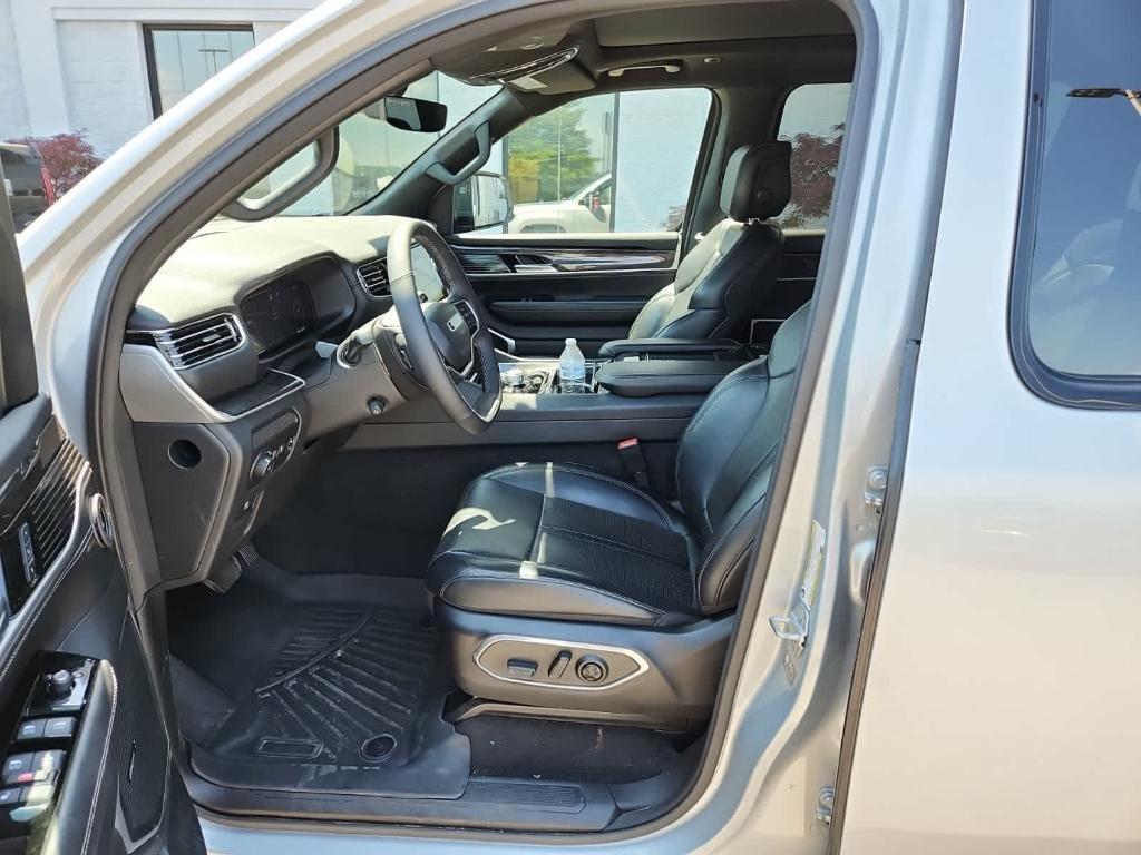 used 2024 Jeep Wagoneer car, priced at $45,699