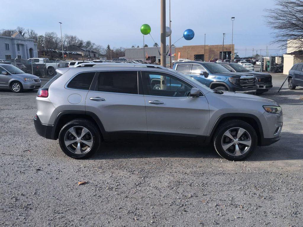 used 2019 Jeep Cherokee car, priced at $14,999