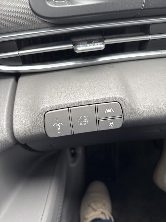 used 2023 Hyundai ELANTRA HEV car, priced at $19,475