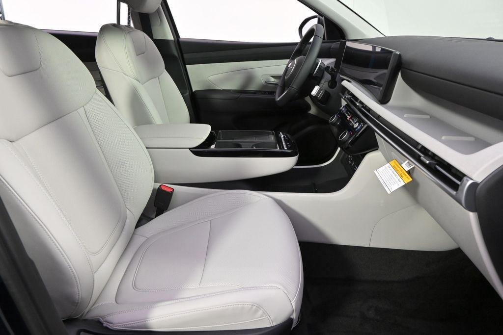 new 2026 Hyundai TUCSON Hybrid car, priced at $33,888