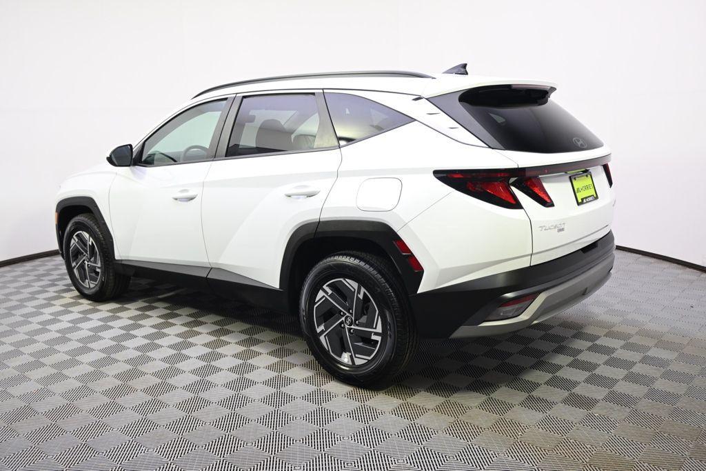used 2025 Hyundai TUCSON Hybrid car, priced at $25,495