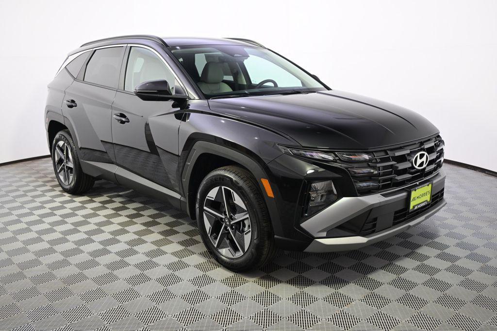 new 2026 Hyundai TUCSON Hybrid car, priced at $33,772