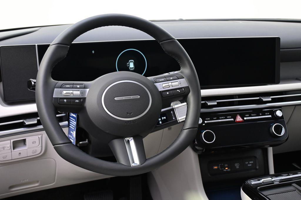 new 2026 Hyundai TUCSON Hybrid car, priced at $33,772