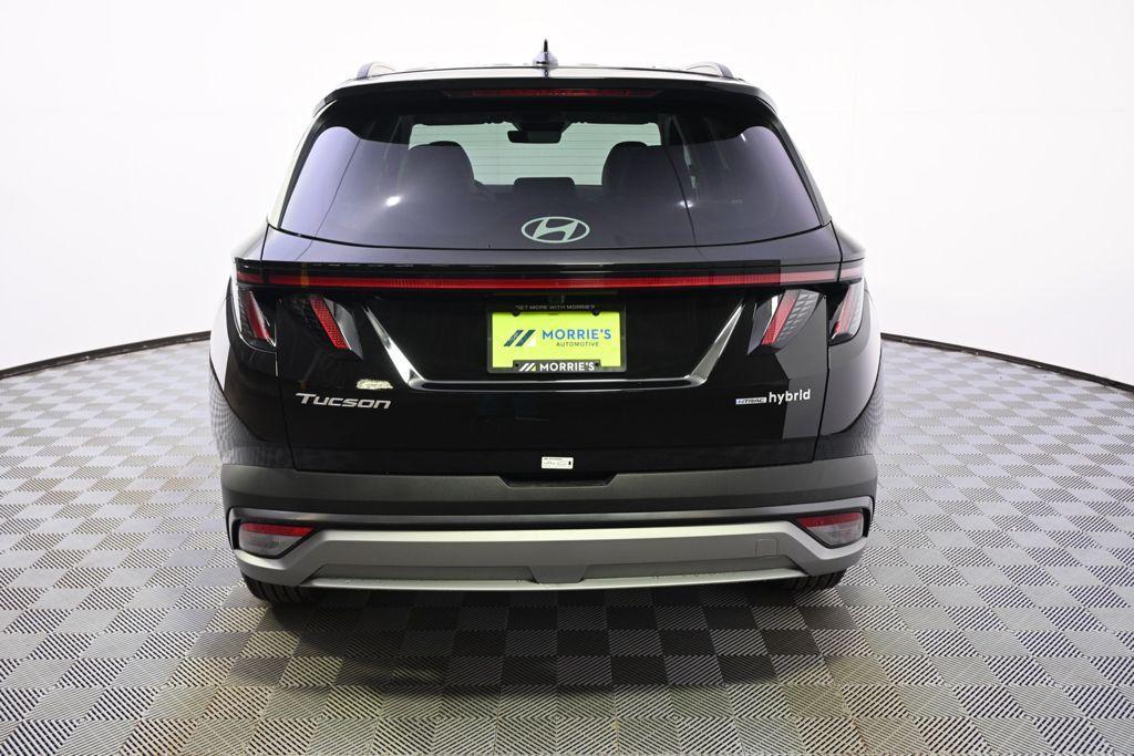 new 2026 Hyundai TUCSON Hybrid car, priced at $33,772