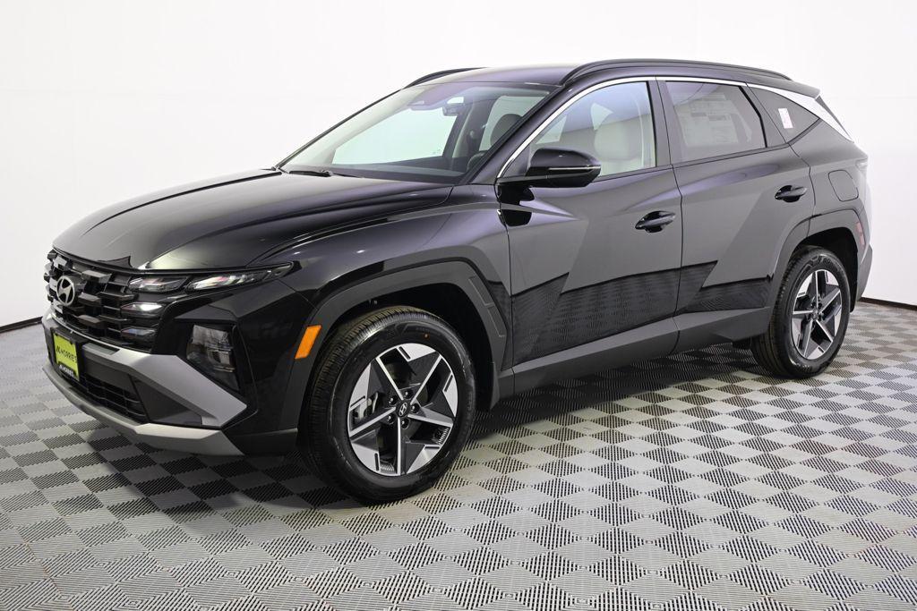 new 2026 Hyundai TUCSON Hybrid car, priced at $33,772