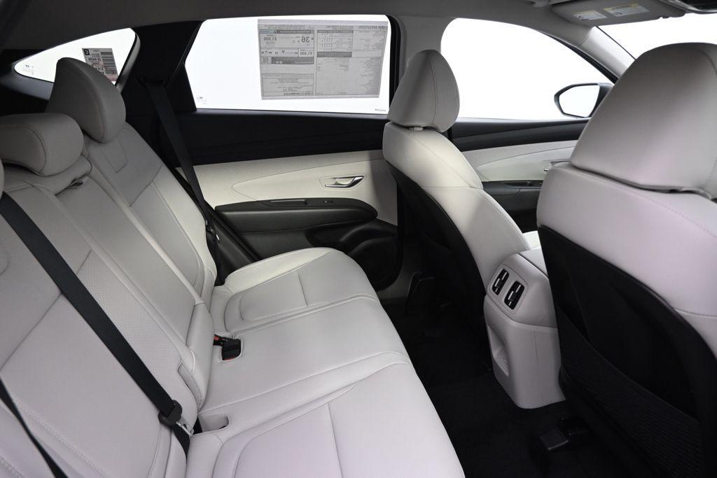 new 2026 Hyundai TUCSON Hybrid car, priced at $33,772