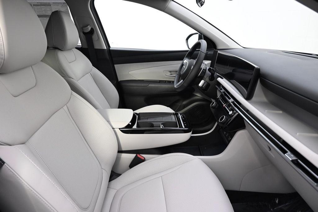 new 2026 Hyundai TUCSON Hybrid car, priced at $33,772