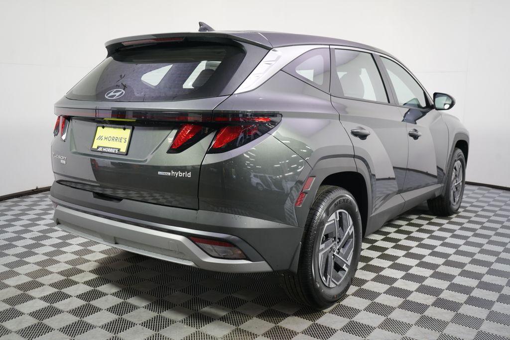 new 2026 Hyundai TUCSON Hybrid car, priced at $32,463