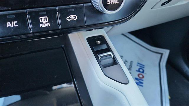 used 2023 Kia Telluride car, priced at $28,179